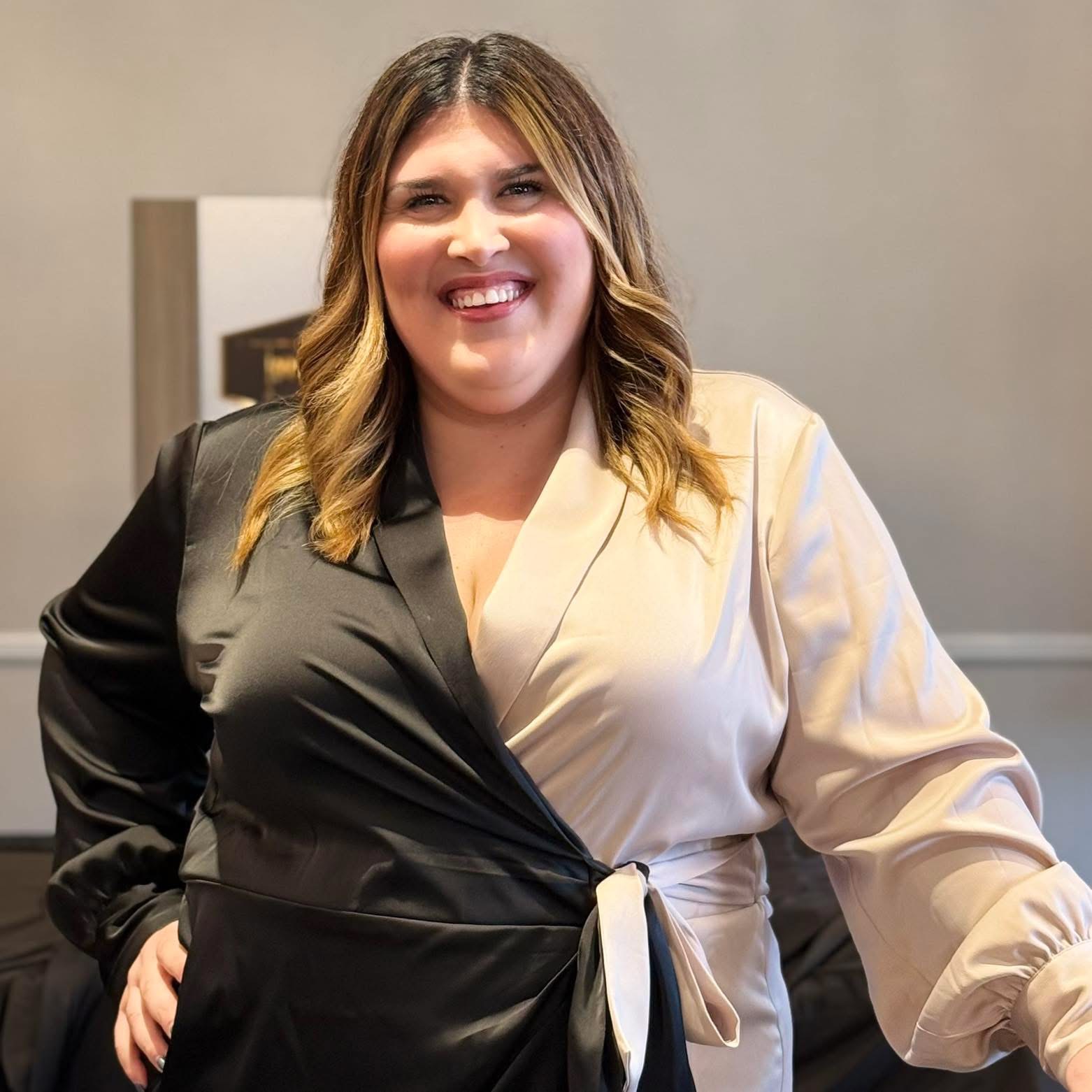 Ari Castellano Photo